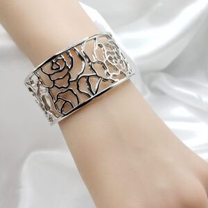 Brand New Top Fashion Sterling Silver Rose Pattern Bracelet